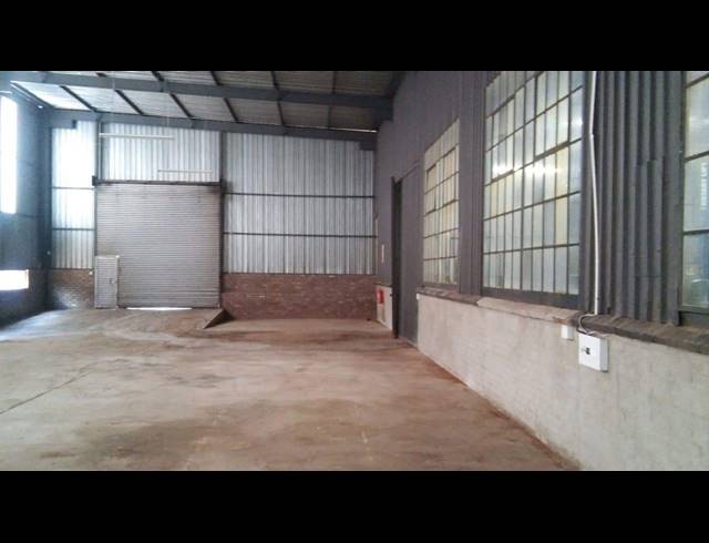 1,320M² WAREHOUSE FOR SALE IN RANDFONTEIN CENTRAL